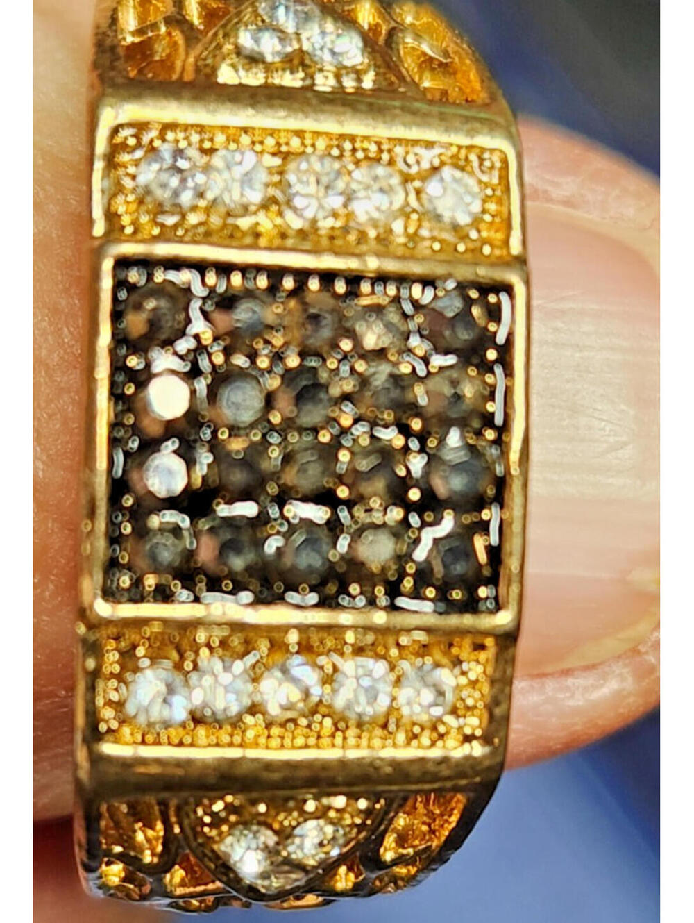 Man's Onyx White Crystal Incrusted Gold Filled 1/4" wide Size 9 Ring - Picture 5 of 13